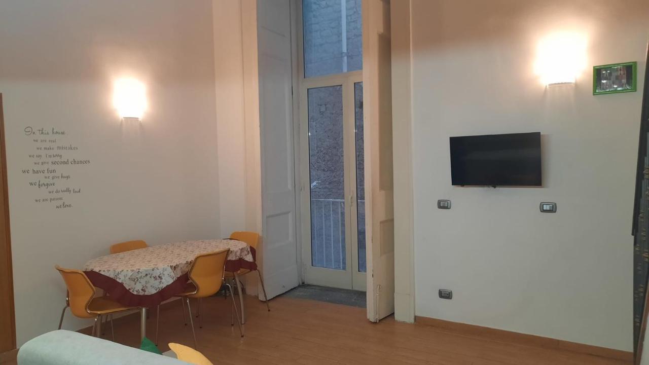White Home Quartieri Spagnoli Napoli Eksteriør billede