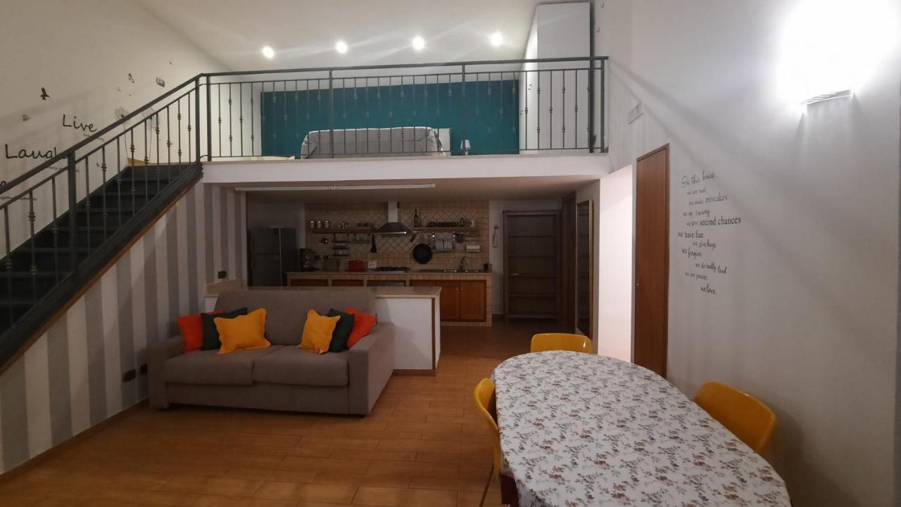 White Home Quartieri Spagnoli Napoli Eksteriør billede