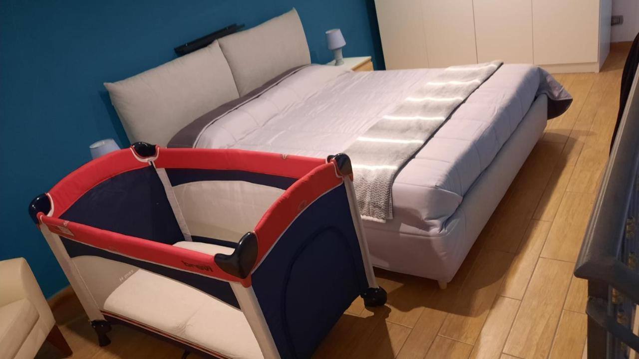 White Home Quartieri Spagnoli Napoli Eksteriør billede