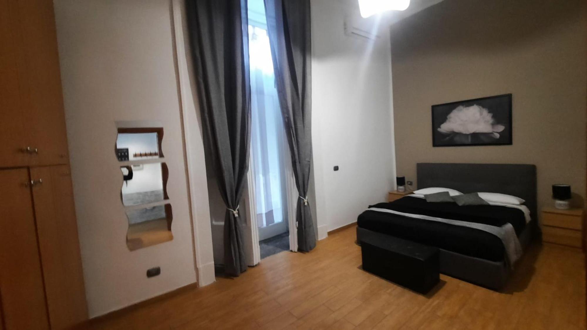 White Home Quartieri Spagnoli Napoli Eksteriør billede